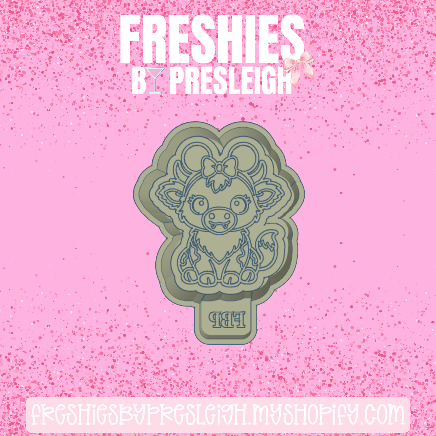 Vampire Highland Cow Freshie Mold