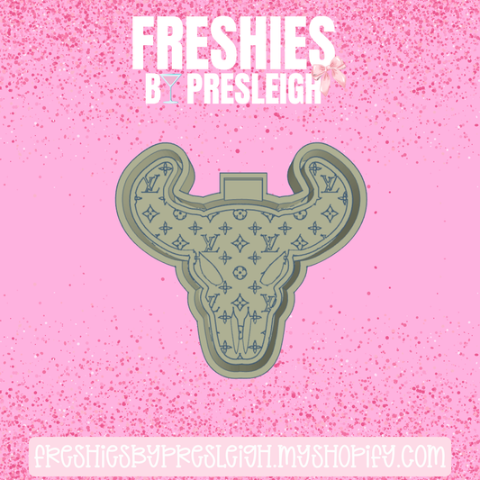 LV Bull Freshie Mold